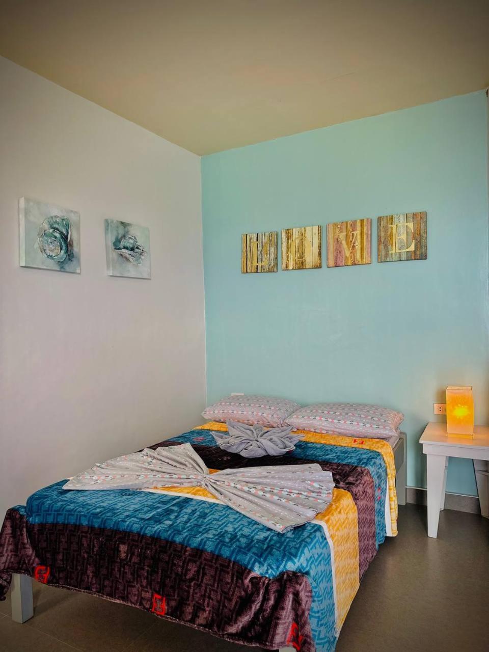 Playa Blanca Beach Resort (Adults Only) 푸에르토갈레라 외부 사진