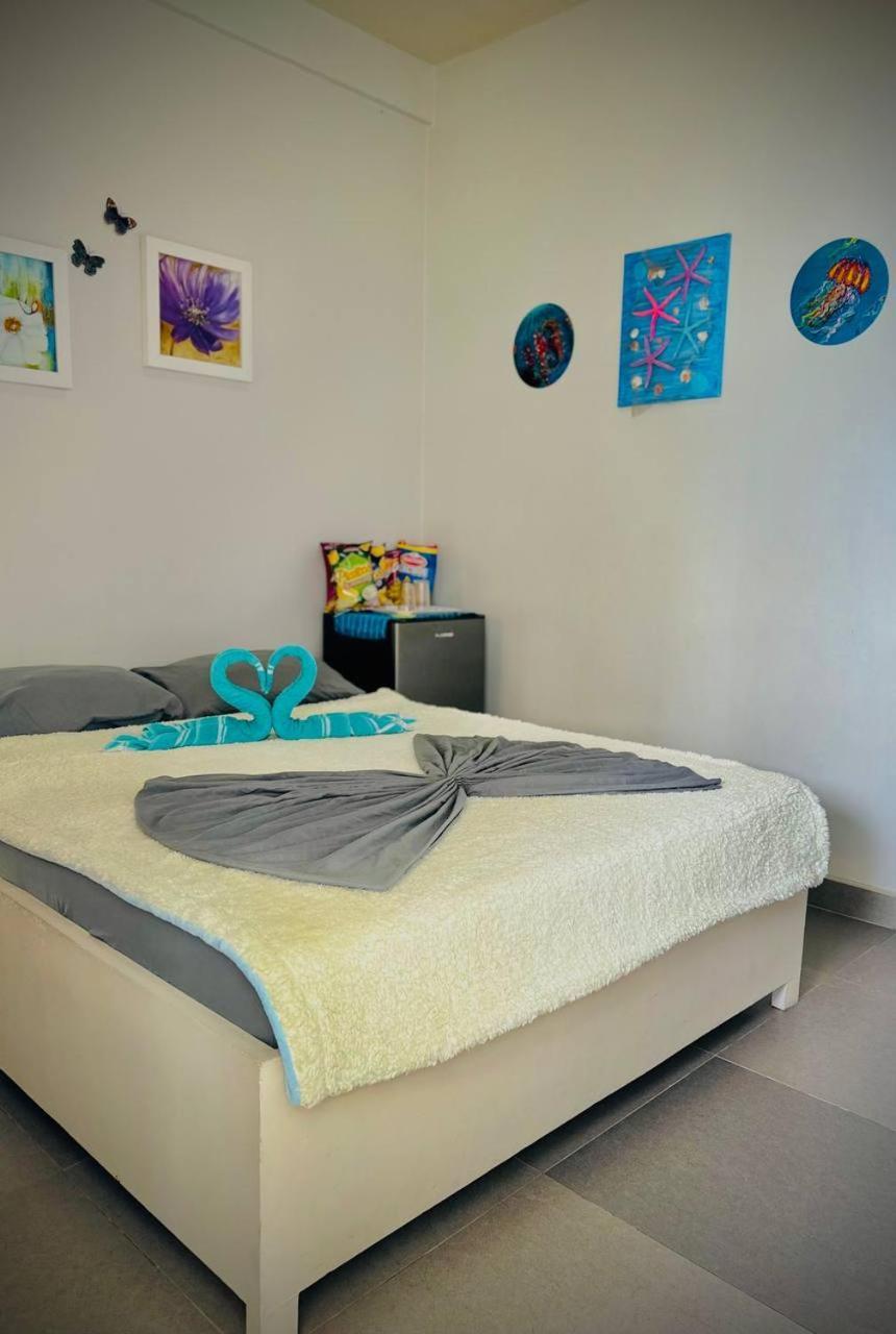 Playa Blanca Beach Resort (Adults Only) 푸에르토갈레라 외부 사진