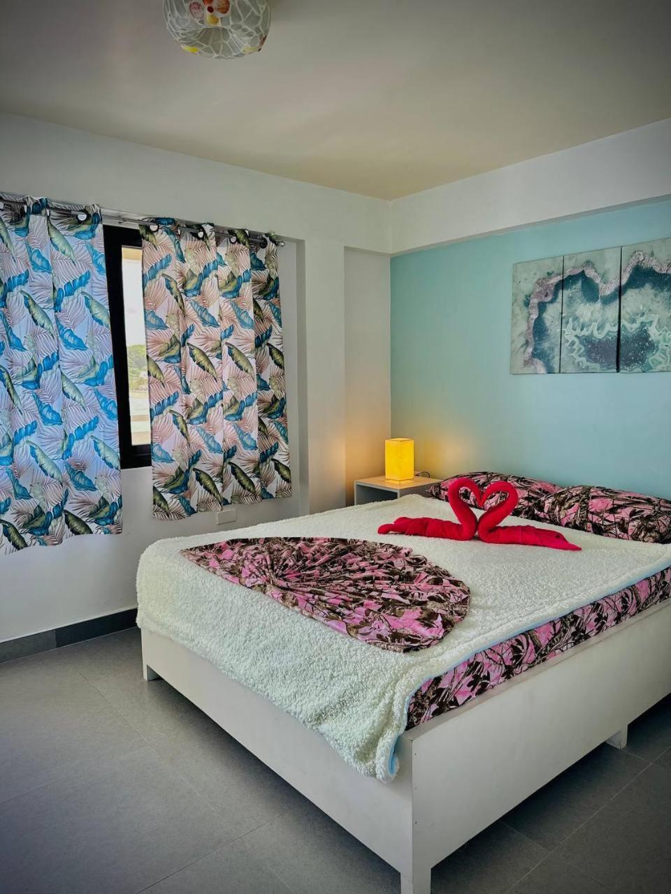 Playa Blanca Beach Resort (Adults Only) 푸에르토갈레라 외부 사진